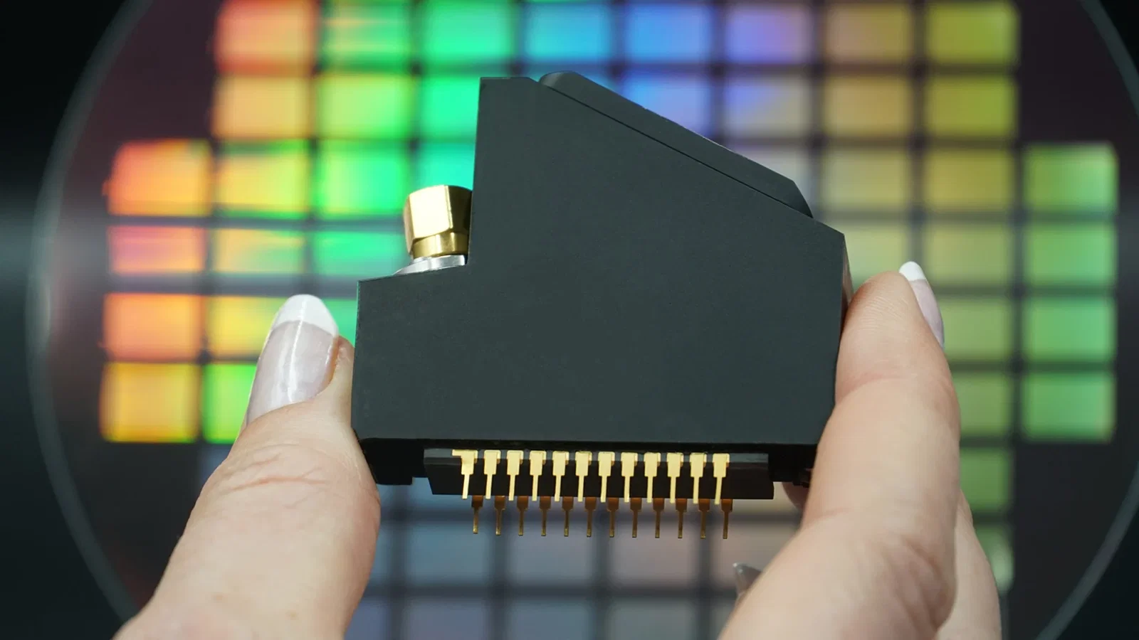 UV-VIS spectrometers for end point detection class="img-responsive